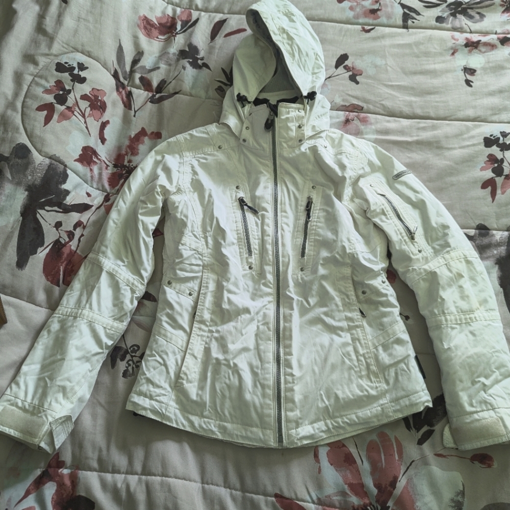 Obermeyer women 's snow / Snowboarding and ski jacket size 2